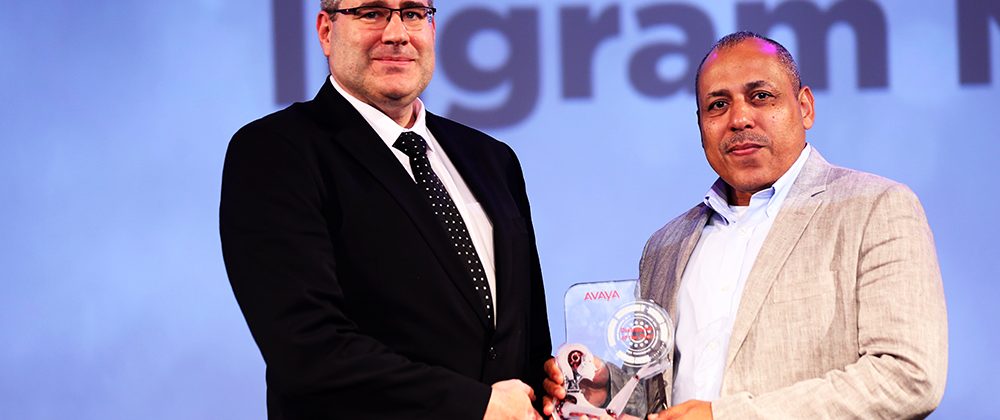 Aptec receives distributor of year award at Avaya Engage